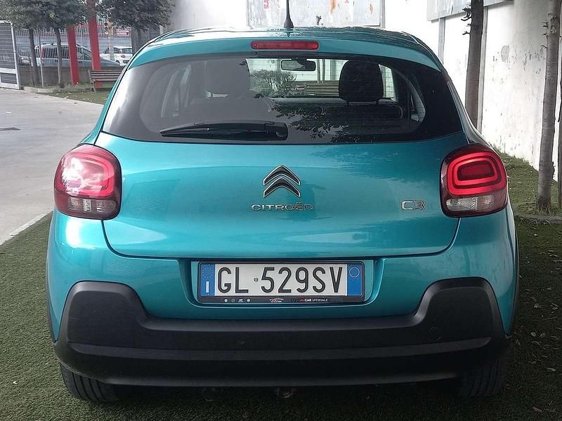 Usata Citroën C3 Feel 102 CV (75 kW) 2022 Verde Berlina