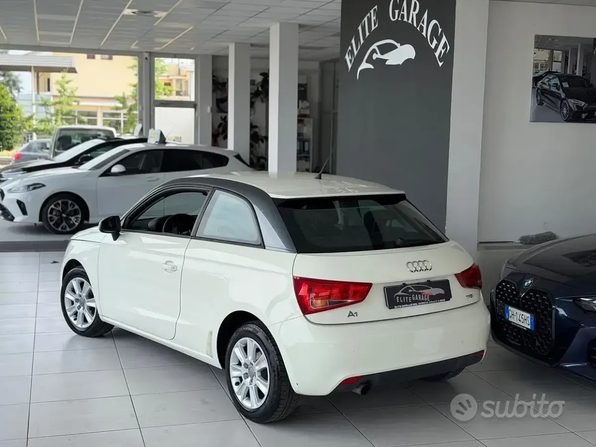Usata Audi A1 Attraction 86 CV (63 kW) 2011 Bianco Utilitaria