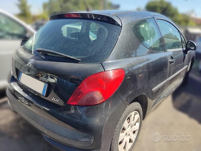 Usata Peugeot 207 2007 Nero Utilitaria