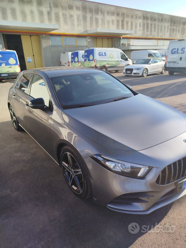 Usata Mercedes A180 Executive 116 CV (85 kW) 2019 Grigio Berlina