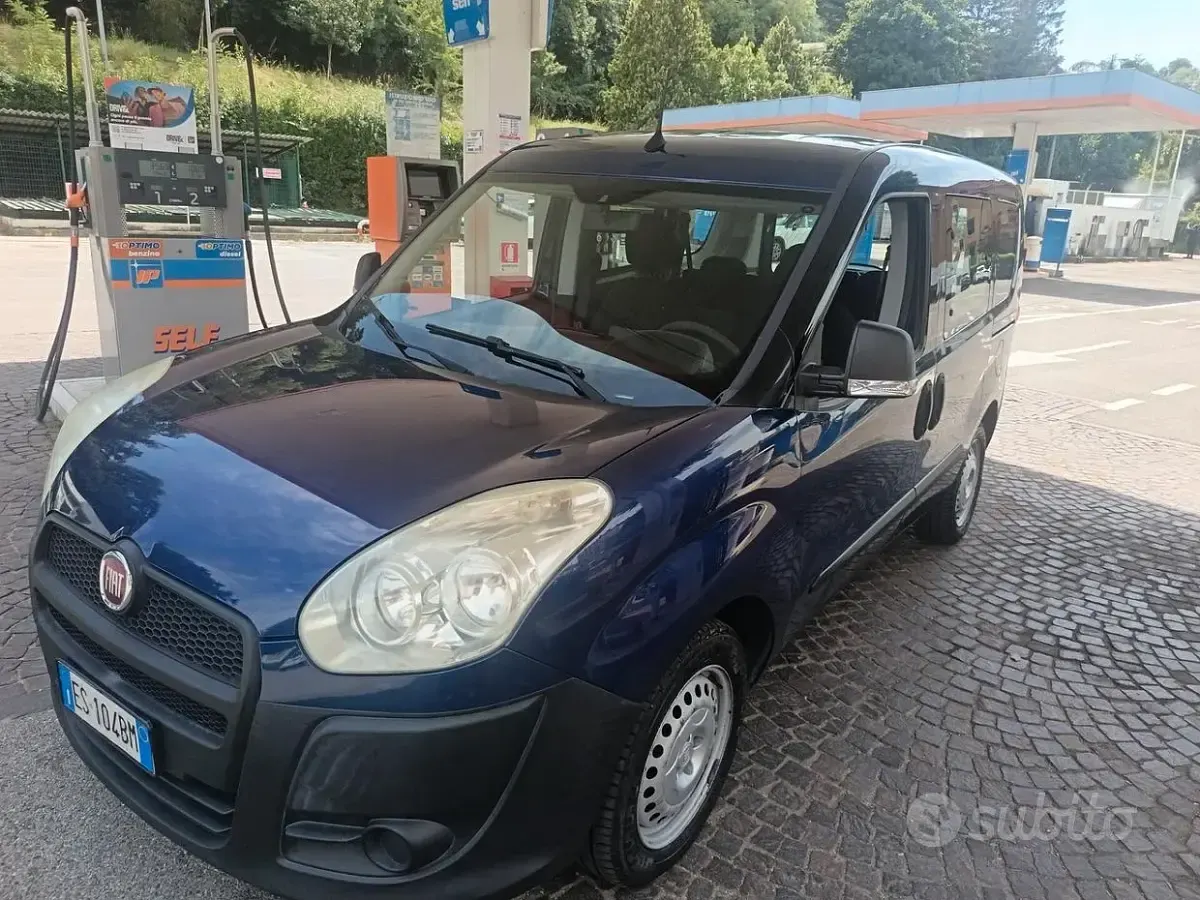 Usata Fiat Doblò 120 CV (88 kW) 2013 Monovolume