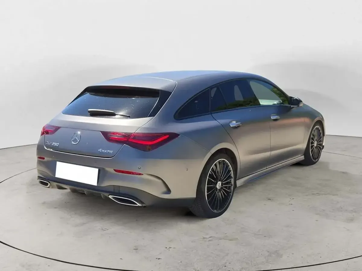 Usata Mercedes CLA250 AMG Line Premium Plus 224 CV (164 kW) 2023 Grigio Coupé
