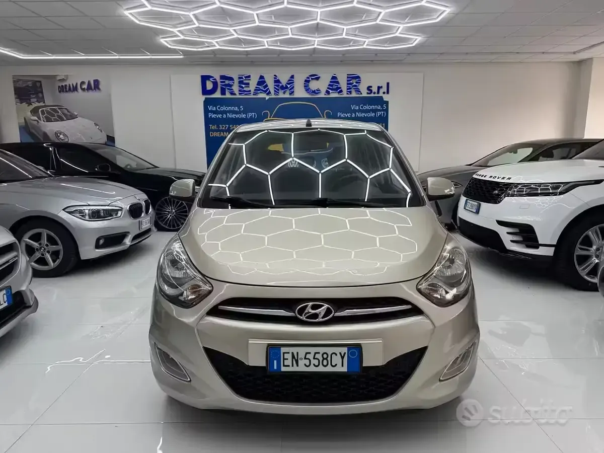 Occasion Hyundai i10 Premium 84 ch (61 kW) 2012 Beige Citadine