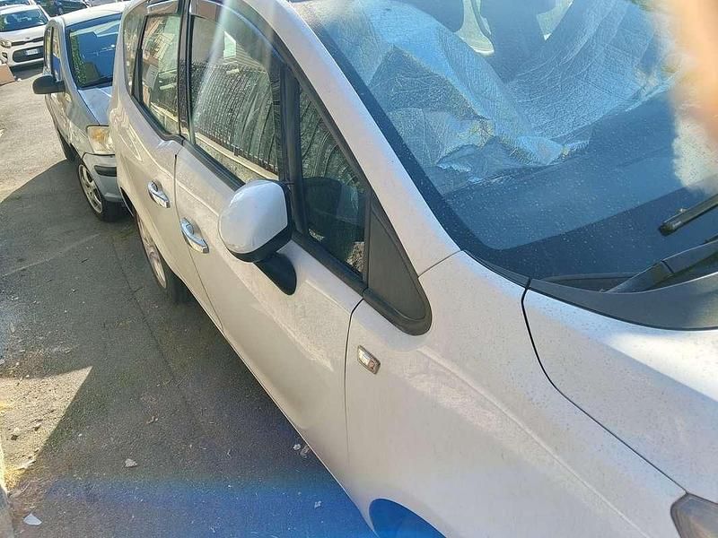 Usata Opel Meriva 120 CV (88 kW) 2016 Bianco Monovolume