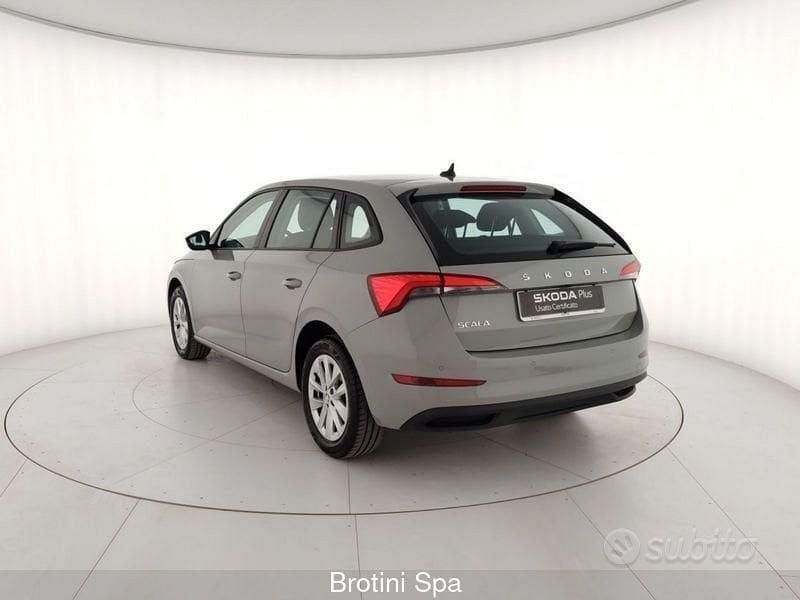 Usata Skoda Scala Ambition 95 CV (69 kW) 2023 Grigio Utilitaria