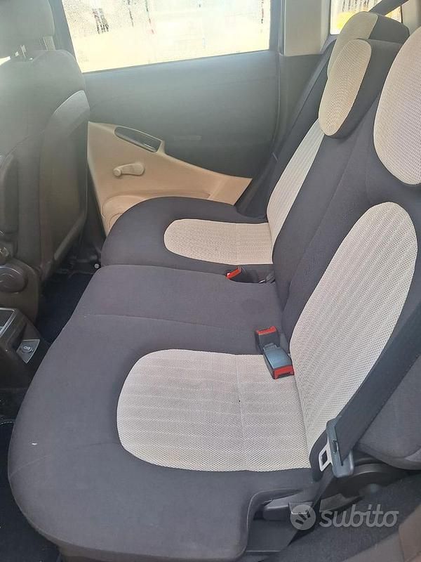 Usata Lancia Musa 2007 Grigio Monovolume