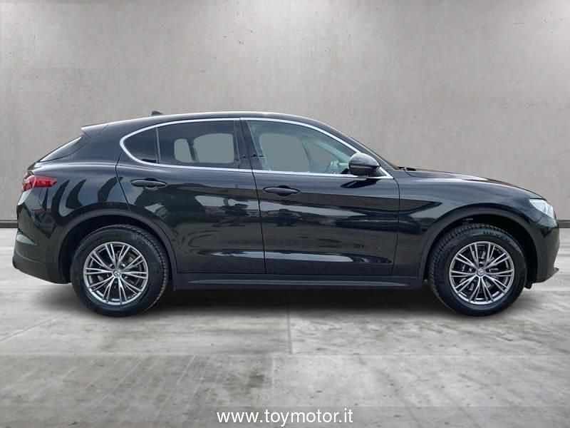 Brugt Alfa Romeo Stelvio Super 210 HK (154 kW) 2017 Sort SUV