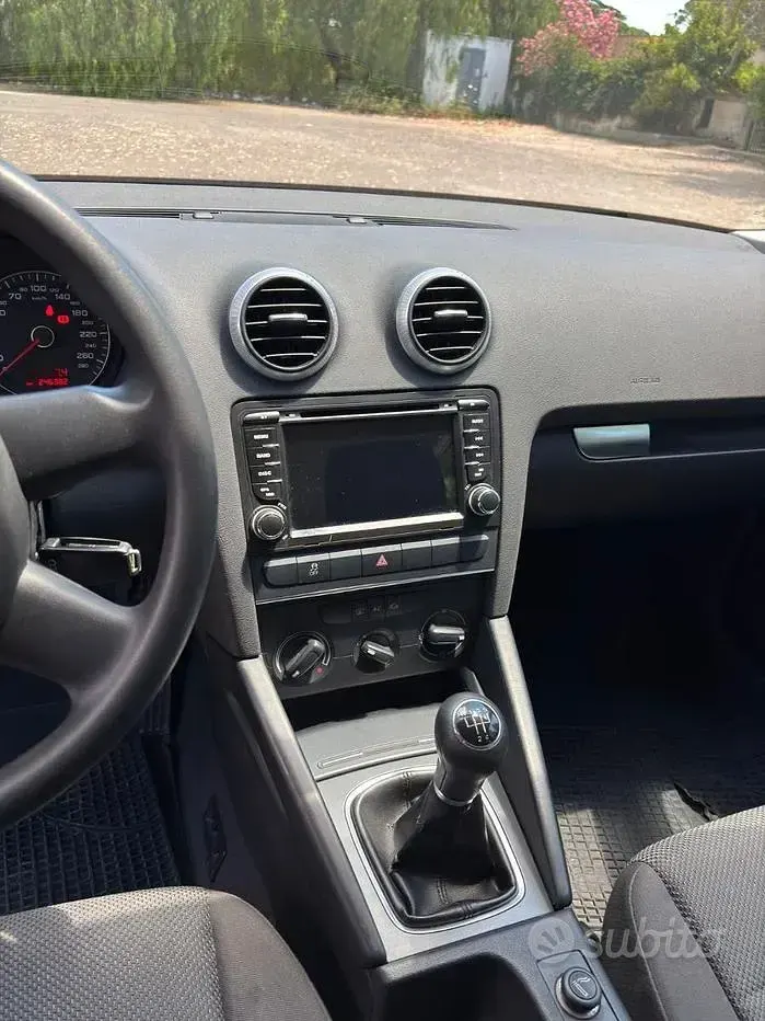 Usata Audi A3 Sportback Ambition 90 CV (66 kW) 2010 Nero Utilitaria
