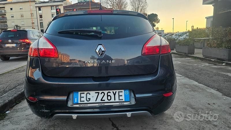 Usata Renault Mégane GT Line GT-Line 110 CV (80 kW) 2011 Grigio Berlina