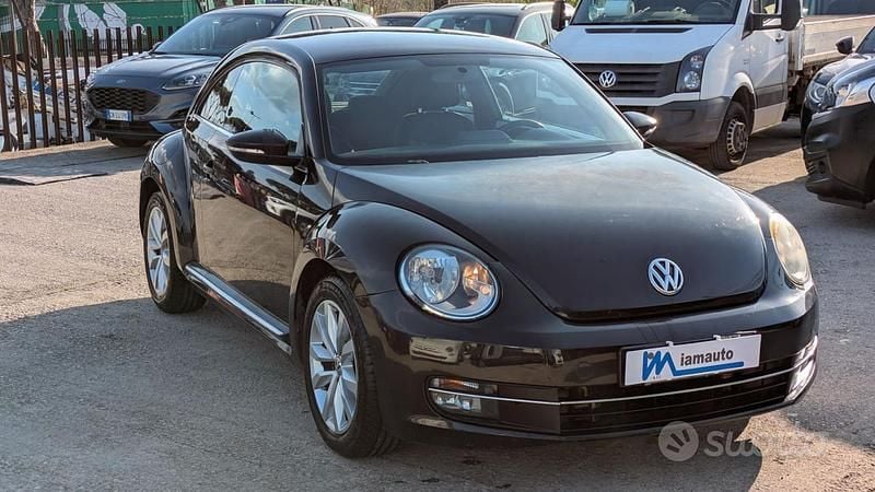Usata VW Beetle 65 CV (47 kW) 2015 Nero Utilitaria