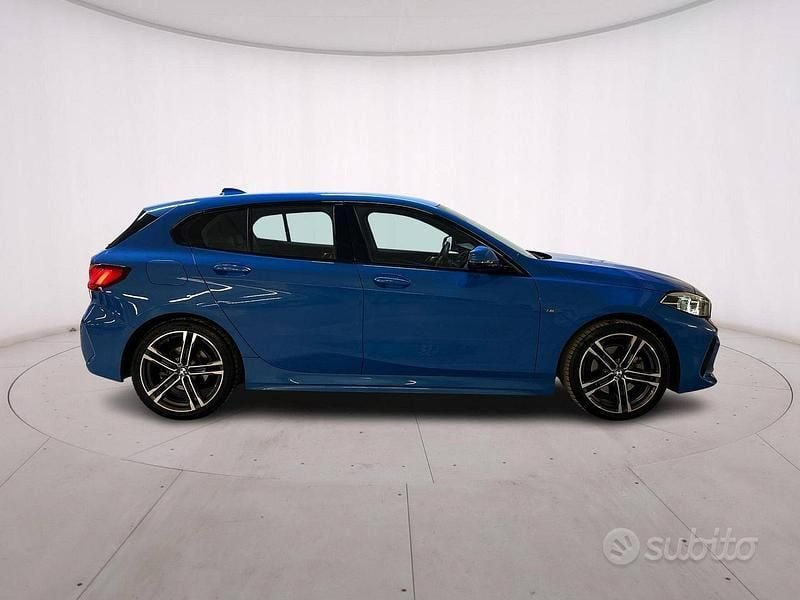 Usata BMW 116 M Sport 116 CV (85 kW) 2020 Blu Utilitaria
