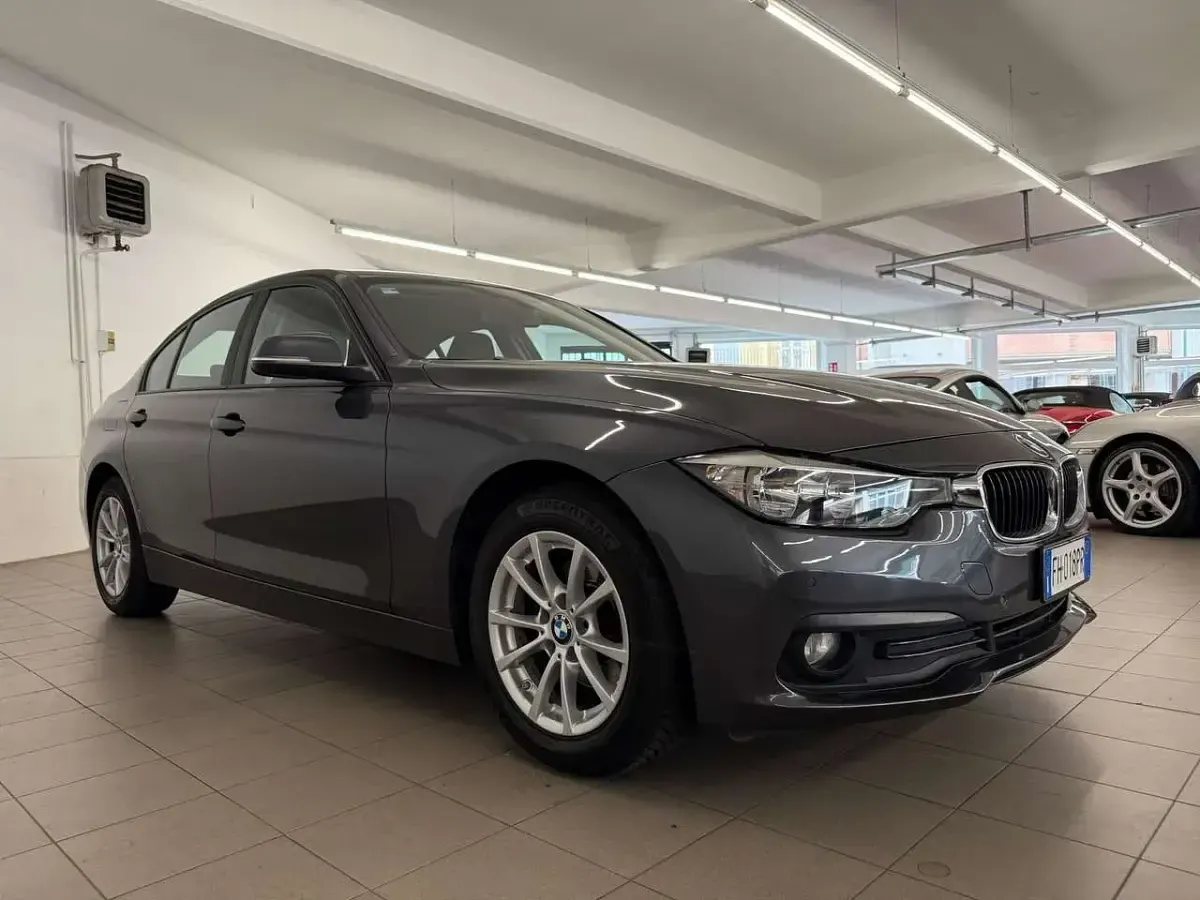 Usata BMW 318 Advantage 150 CV (110 kW) 2017 Other Berlina