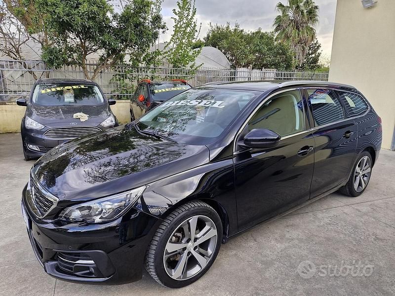 Usata Peugeot 308 Allure 131 CV (96 kW) 2019 Nero Station wagon