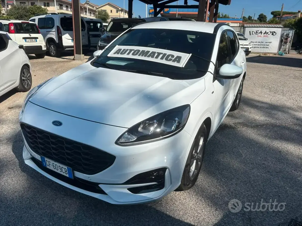 Usata Ford Kuga ST-Line 120 CV (88 kW) 2021 Bianco SUV