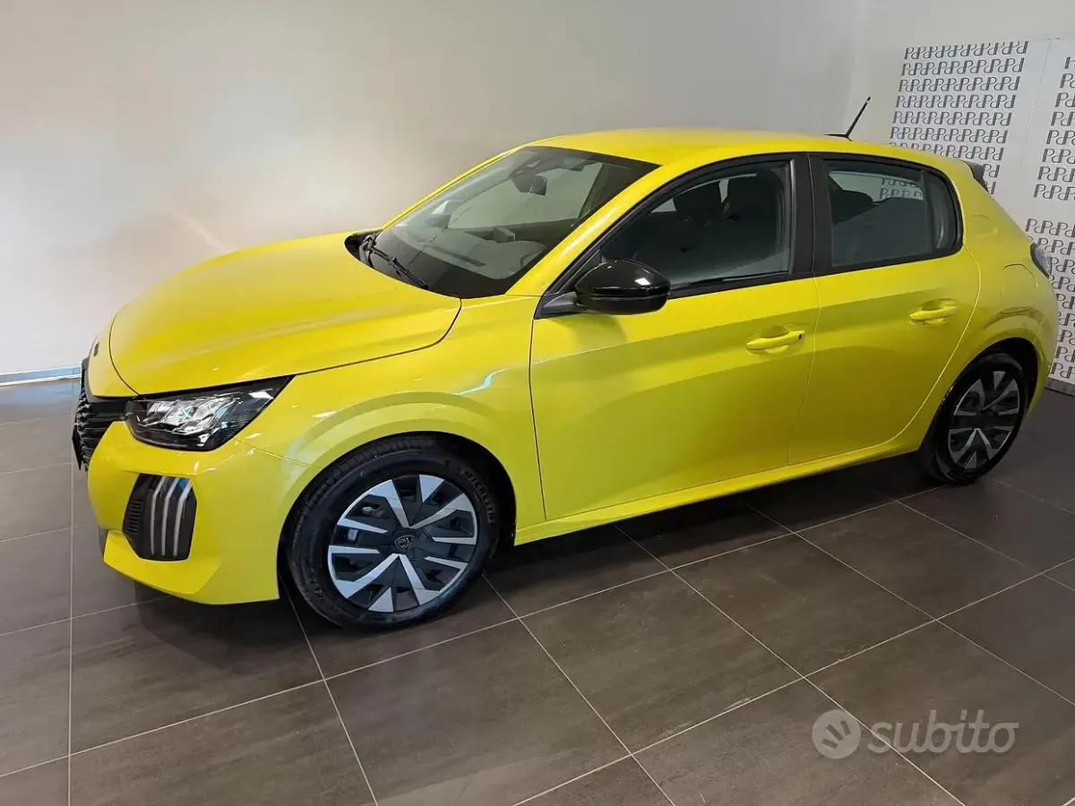 Usata Peugeot 208 Active 101 CV (74 kW) 2024 Giallo Utilitaria