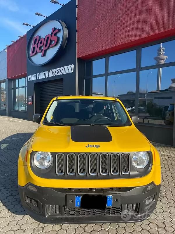 Usata Jeep Renegade 140 CV (102 kW) 2016 Giallo SUV