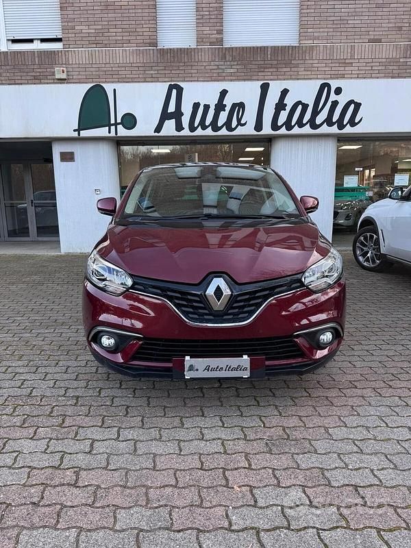 Usata Renault Scénic IV 110 CV (80 kW) 2018 Rosso Monovolume