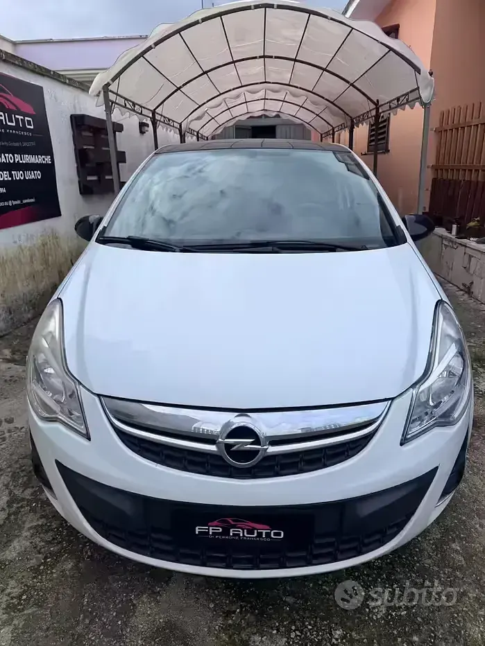 Usata Opel Corsa 85 CV (62 kW) 2012 Bianco Utilitaria