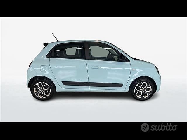 Usata Renault Twingo SE 65 CV (47 kW) 2024 Azzurro Utilitaria