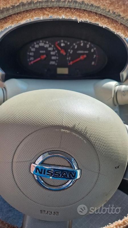 Usata Nissan Micra 80 CV (58 kW) 2003 Blu Utilitaria