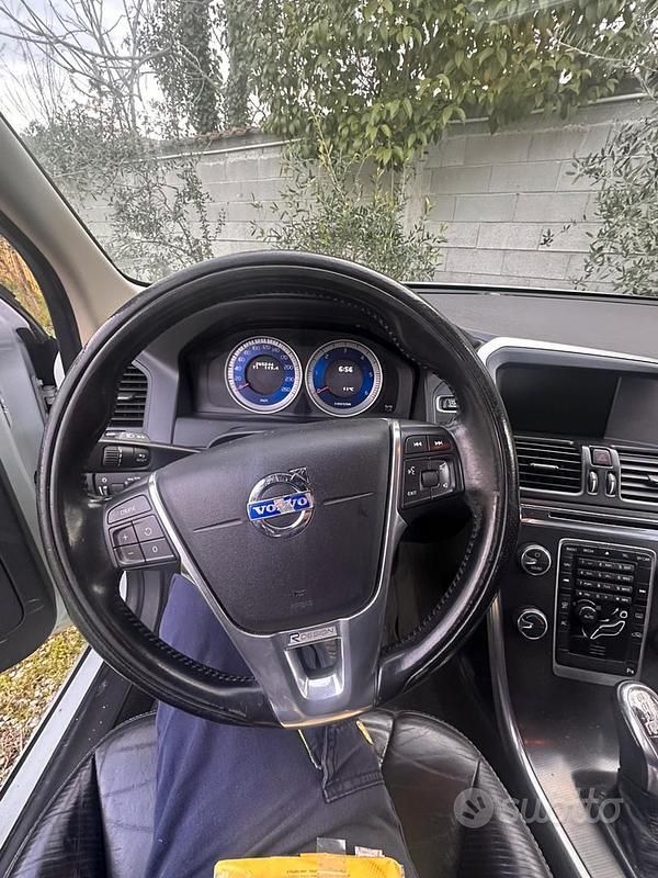 Usata Volvo XC60 163 CV (119 kW) 2013 Bianco SUV