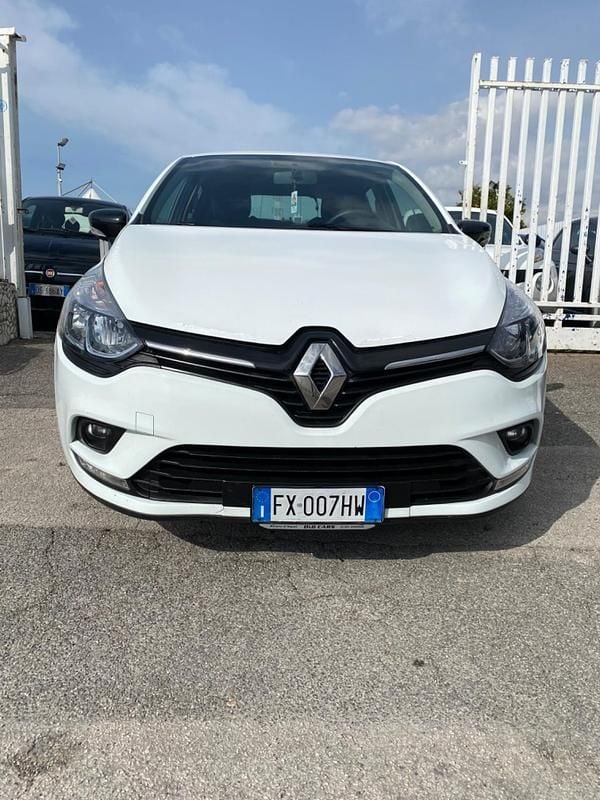 Usata Renault Clio IV Life 76 CV (55 kW) 2019 Bianco Berlina