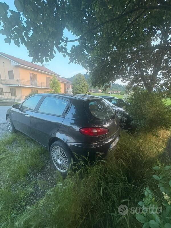 Usata Alfa Romeo 147 2002 Nero Utilitaria