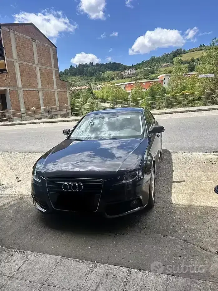 Usata Audi A4 140 CV (102 kW) 2012 Berlina