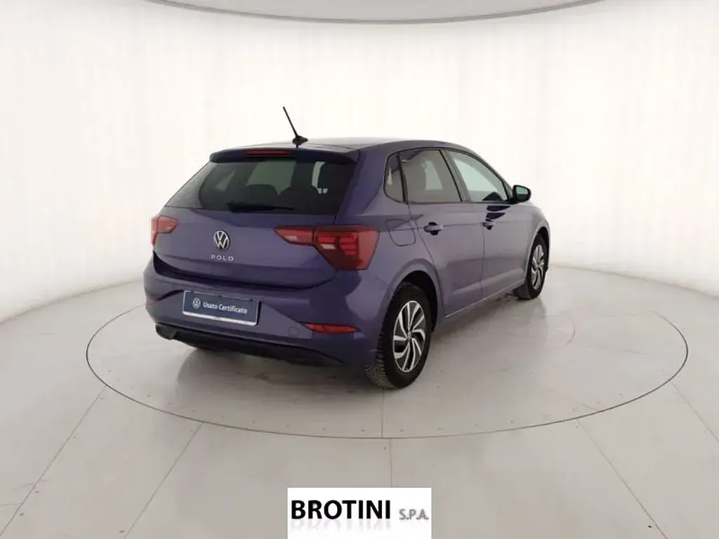 Usata VW Polo Life 95 CV (69 kW) 2022 Blu/azzurro Utilitaria