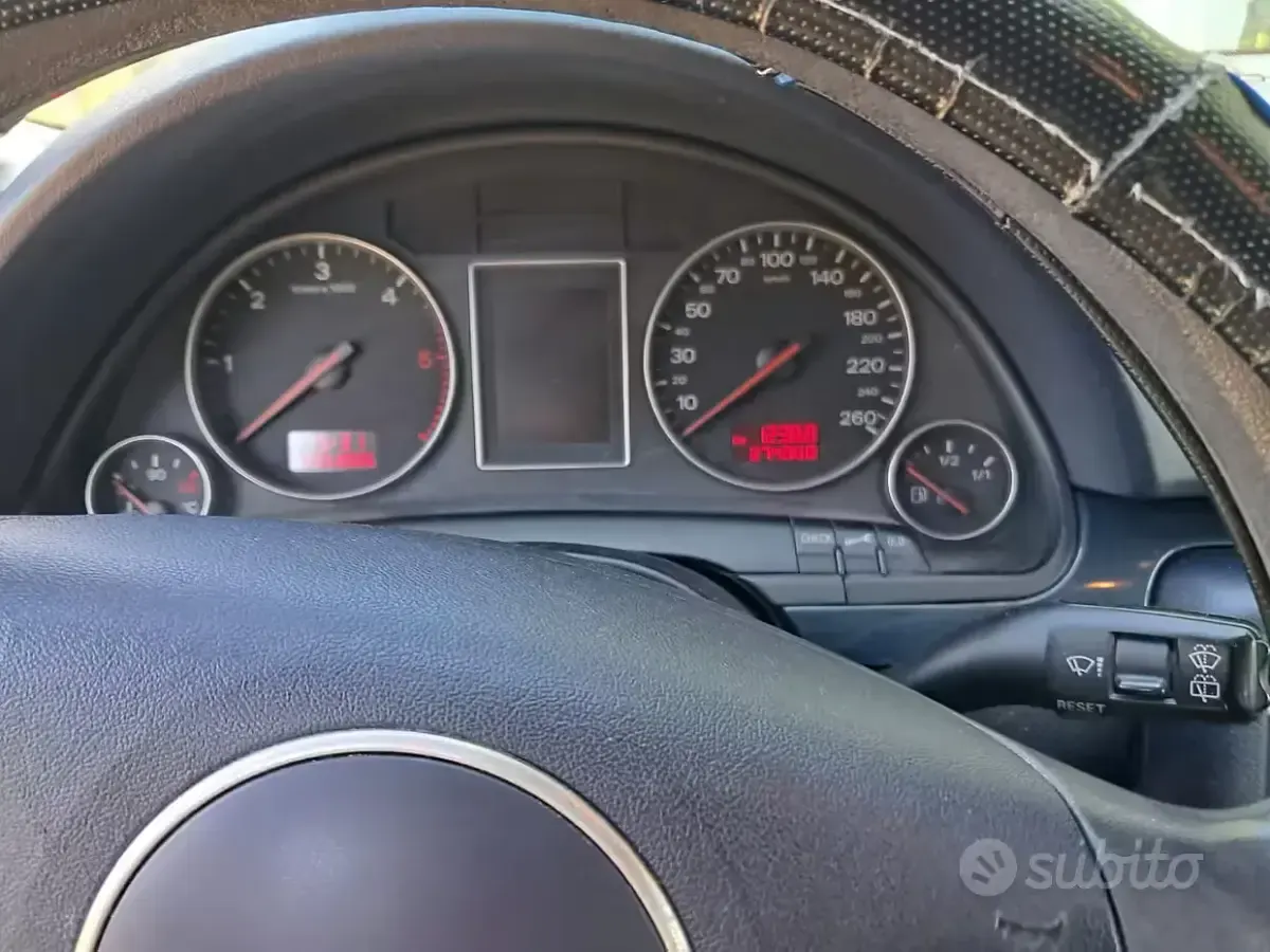 Usata Audi A4 116 CV (85 kW) 2007 Blu Station wagon