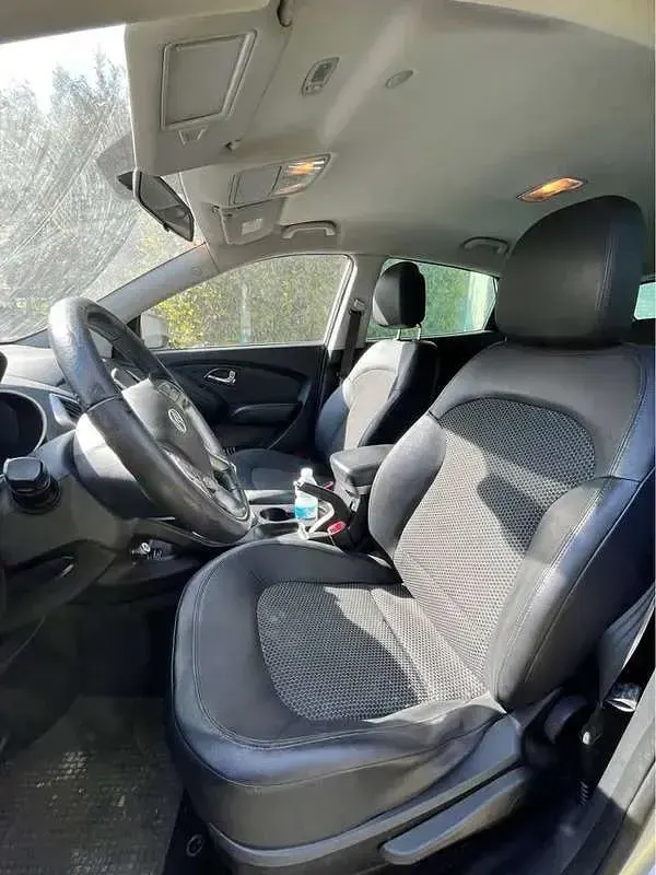 Usata Hyundai ix35 Classic 135 CV (99 kW) 2012 Grigio SUV