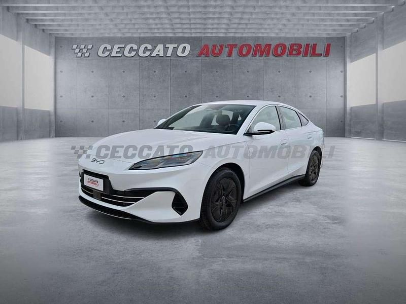 Nuova BYD Seal U Boost 184 CV (135 kW) 2025 Bianco SUV
