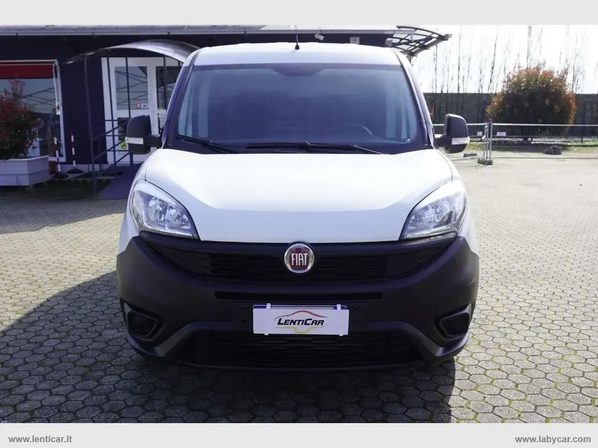 Usata Fiat Doblò 95 CV (69 kW) 2018 Bianco Monovolume