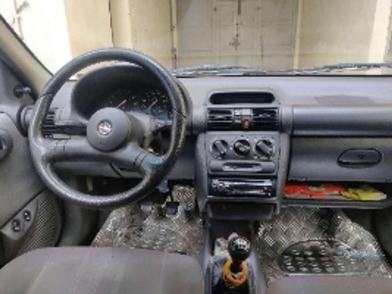 Gebraucht Opel Corsa Swing 60 PS (44 kW) 1996 Rot Kleinwagen