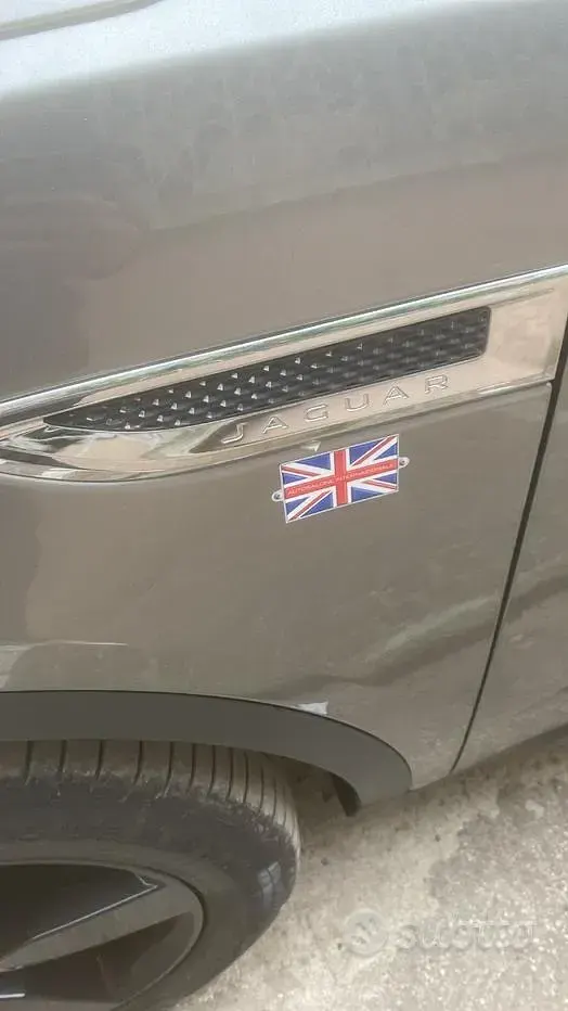 Usata Jaguar E-Pace 150 CV (110 kW) 2020 Grigio SUV