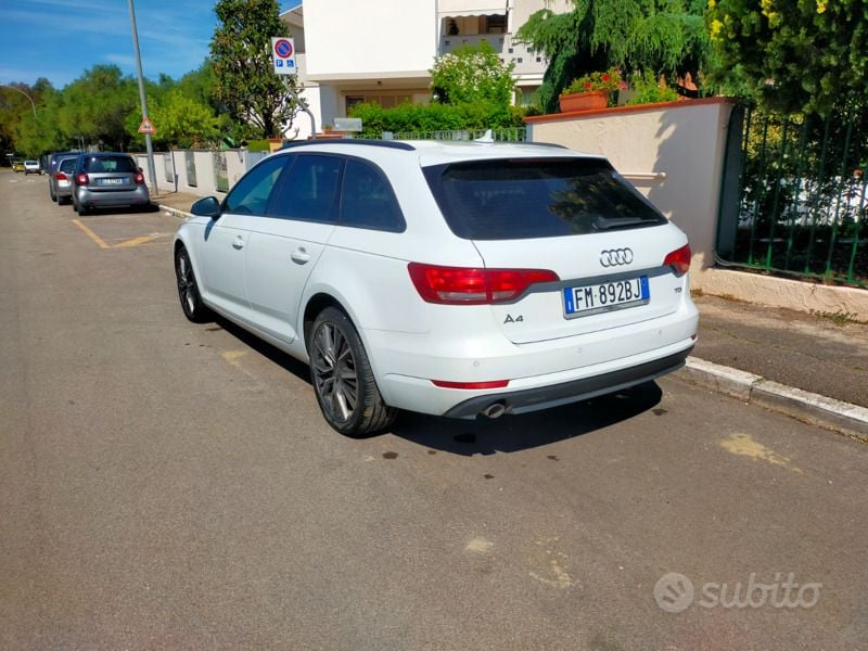 Usata Audi A4 150 CV (110 kW) 2017 Bianco Station wagon