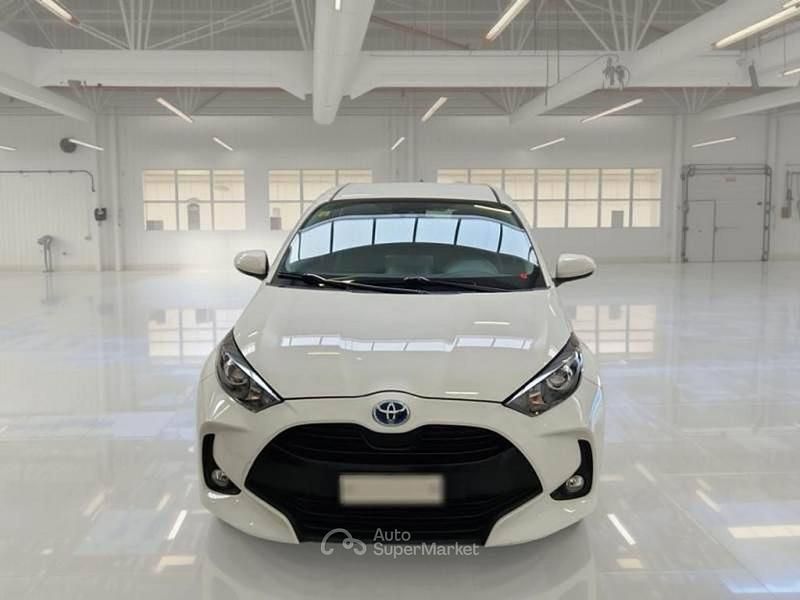Usata Toyota Yaris Hybrid Business Edition 92 CV (67 kW) 2022 Berlina