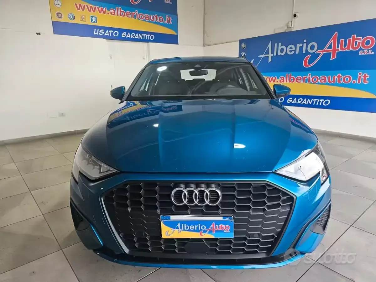 Usata Audi A3 Business 150 CV (110 kW) 2021 Blu/azzurro Berlina