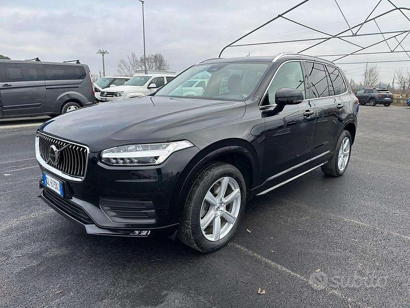 Usata Volvo XC90 Core 235 CV (172 kW) 2022 Nero SUV