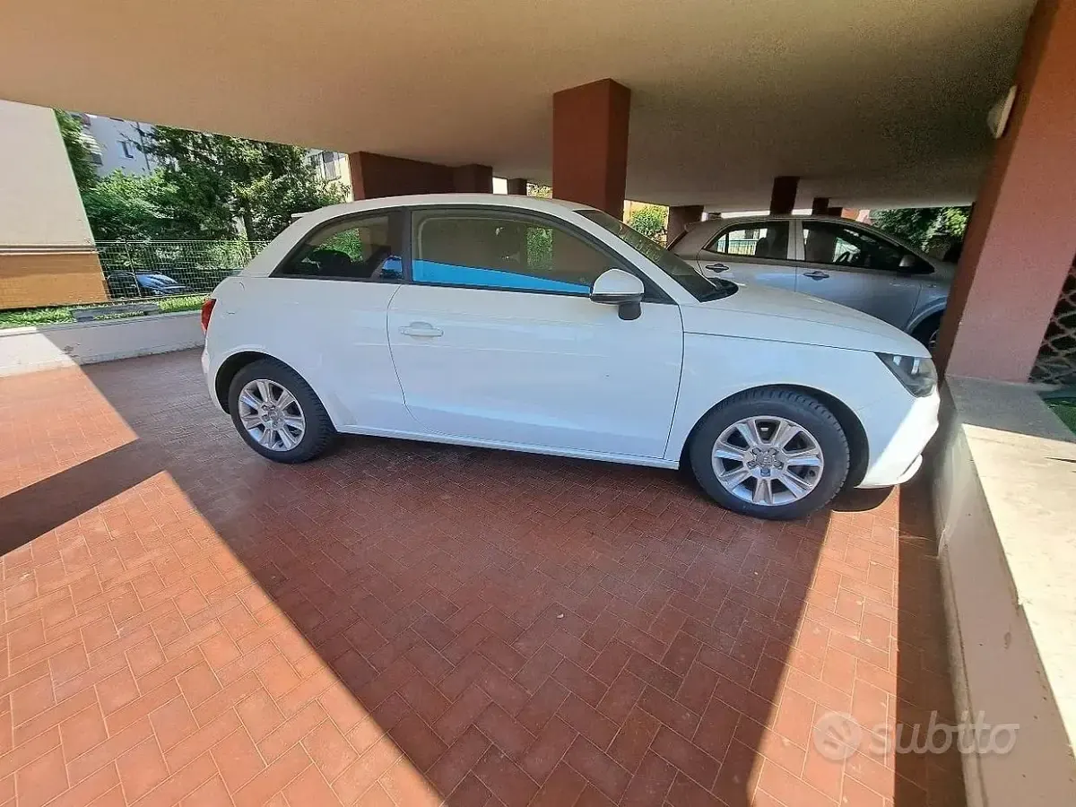Usata Audi A1 82 CV (60 kW) 2012 Bianco Utilitaria