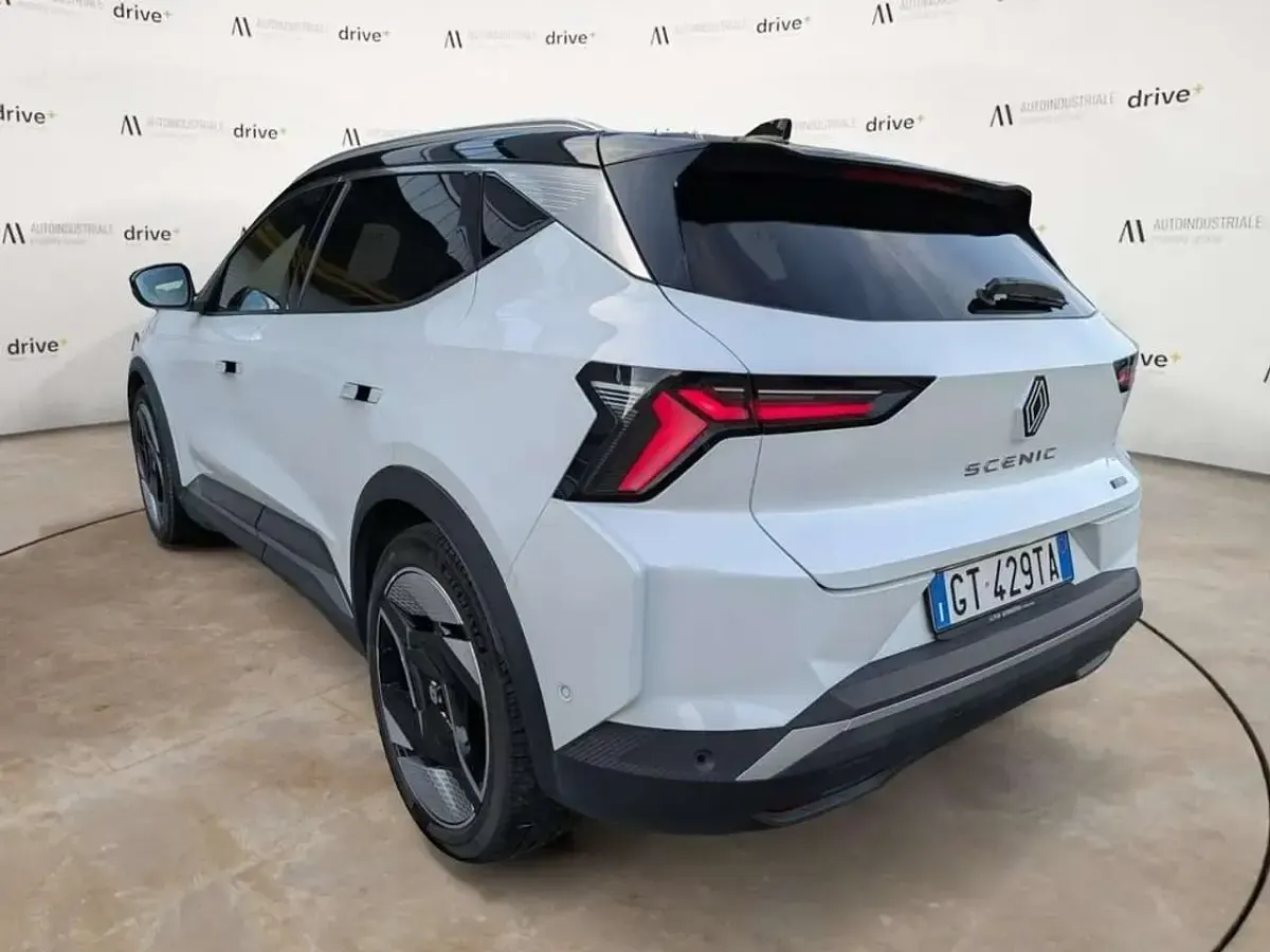 Usata Renault Scenic E-Tech Esprit Alpine 160 kW (218 CV) 2024 Xui SUV