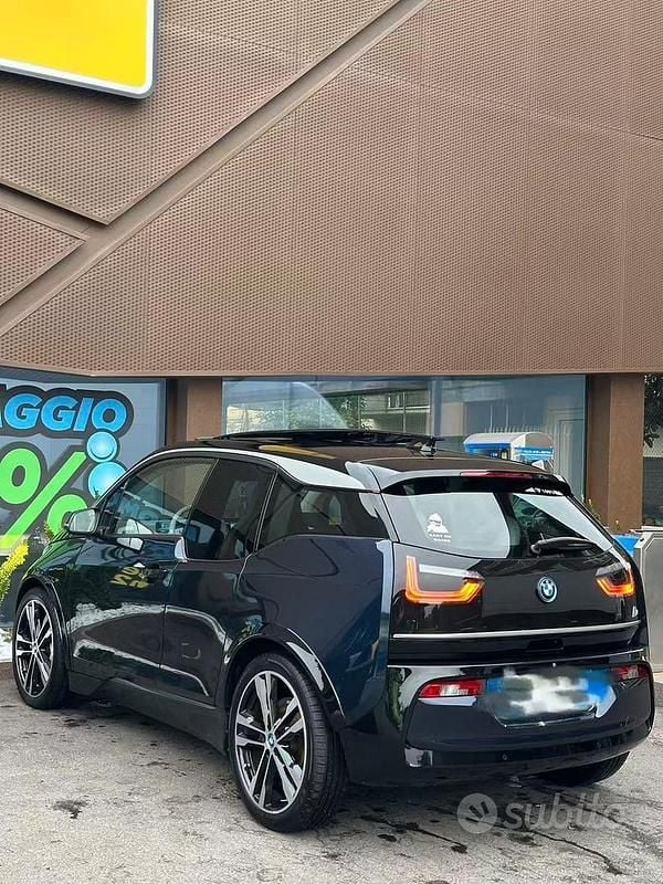 Usata BMW i3 2020 Blu Utilitaria