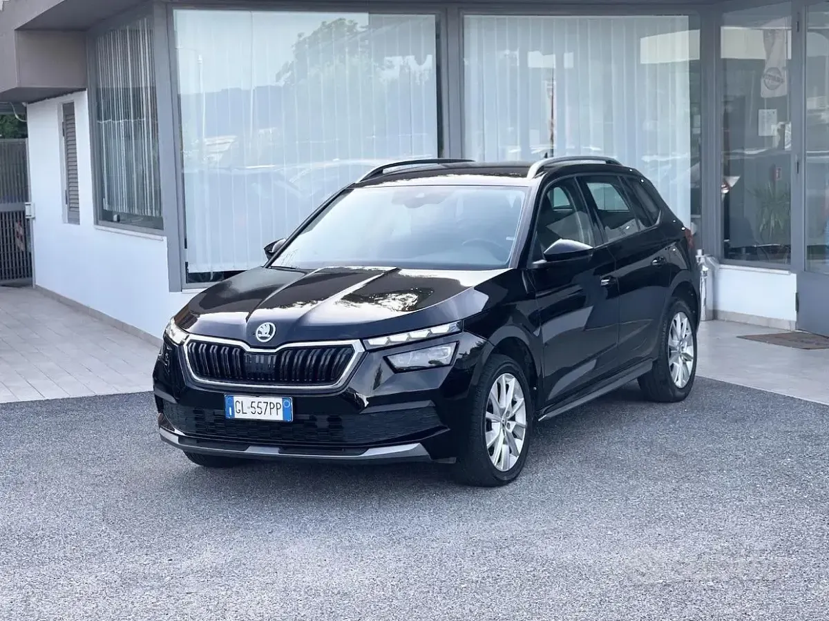 Usata Skoda Kamiq 110 CV (80 kW) 2022 Nero SUV