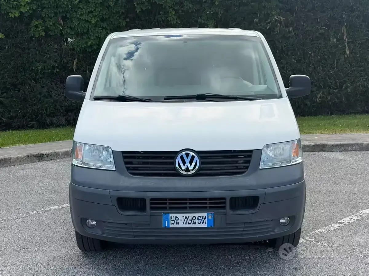 Usata VW Transporter 105 CV (77 kW) 2006 Bianco Furgone