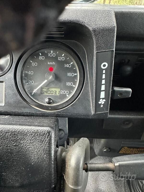 Usata Land Rover Defender 86 CV (63 kW) 2002 Verde SUV