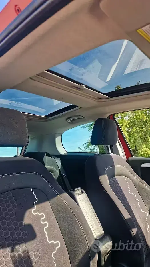 Usata Fiat Grande Punto 135 CV (99 kW) 2012 Rosso Utilitaria
