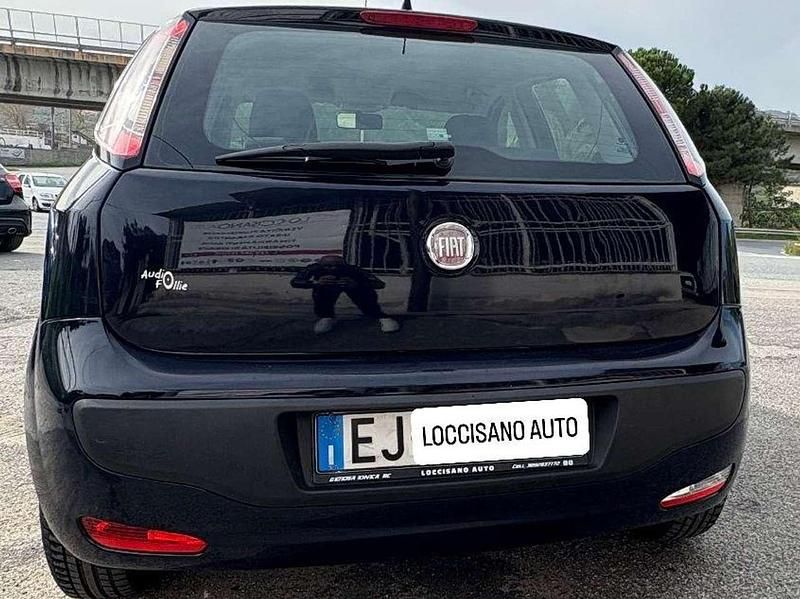 Usata Fiat Punto Evo Dynamic 69 CV (50 kW) 2011 Nero Utilitaria