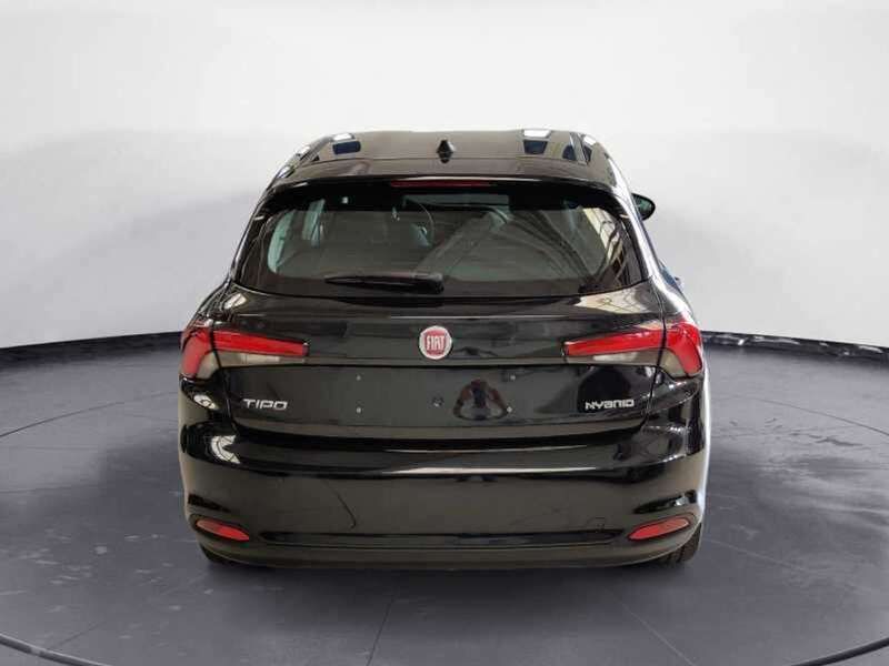 Usata Fiat Tipo 131 CV (96 kW) 2024 Nero cinema Berlina