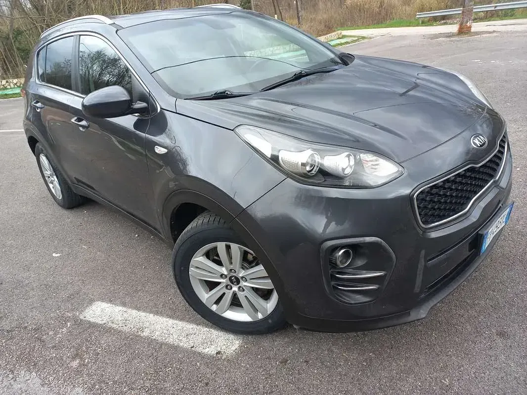 Usata Kia Sportage 116 CV (85 kW) 2018 Grigio SUV