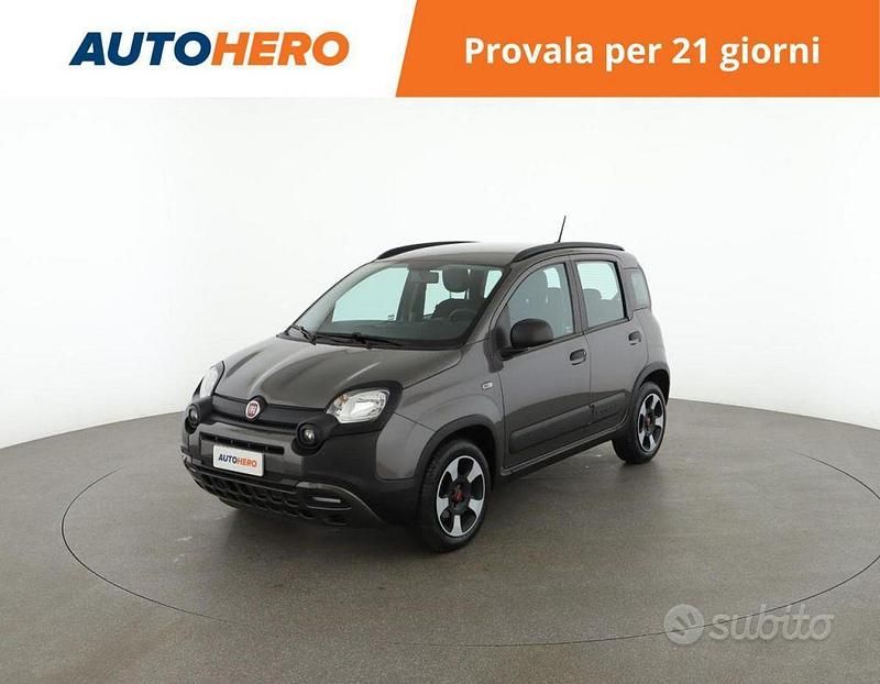 Grigio Usata 2020 Fiat Panda Cross Cross Due volumi | 12.199 € (Buon prezzo) - Immagine 1/2